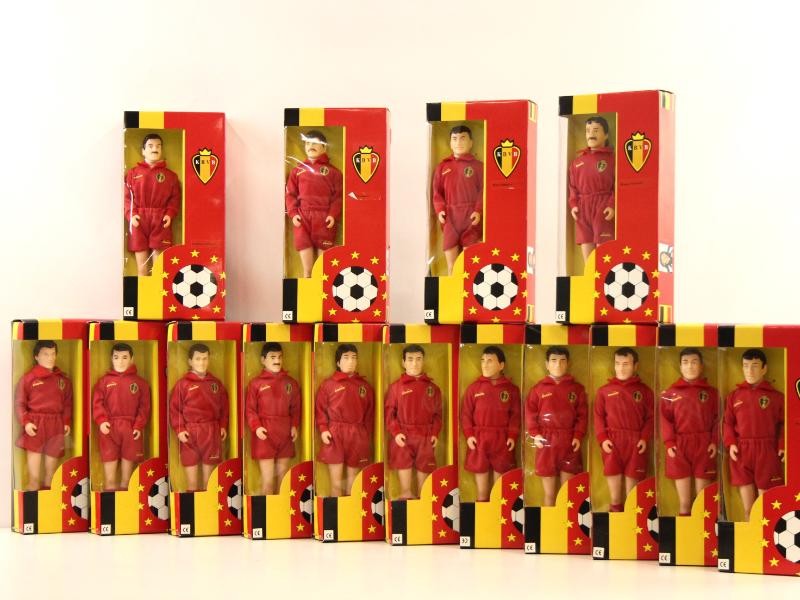 Zeldzame verzameling van 15 'Rode duivels' poppen - WK  USA '94
