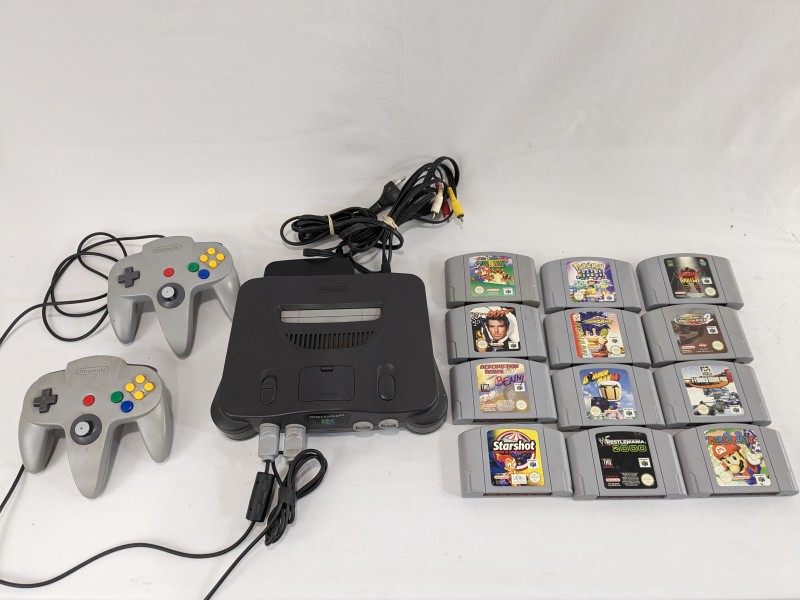 Nintendo 64  met 12 games