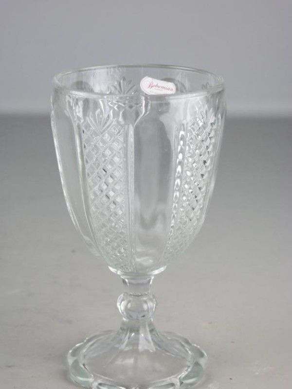 Vintage kristallen vaas op voet