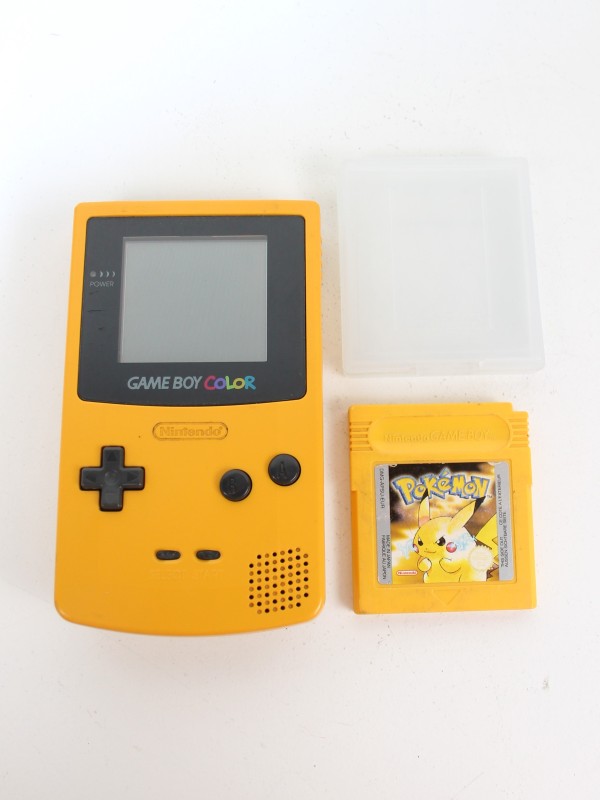 Gele Gameboy + Pokémon Yellow