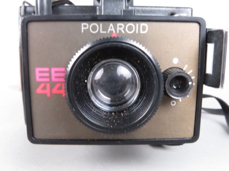 Polaroid EE 44