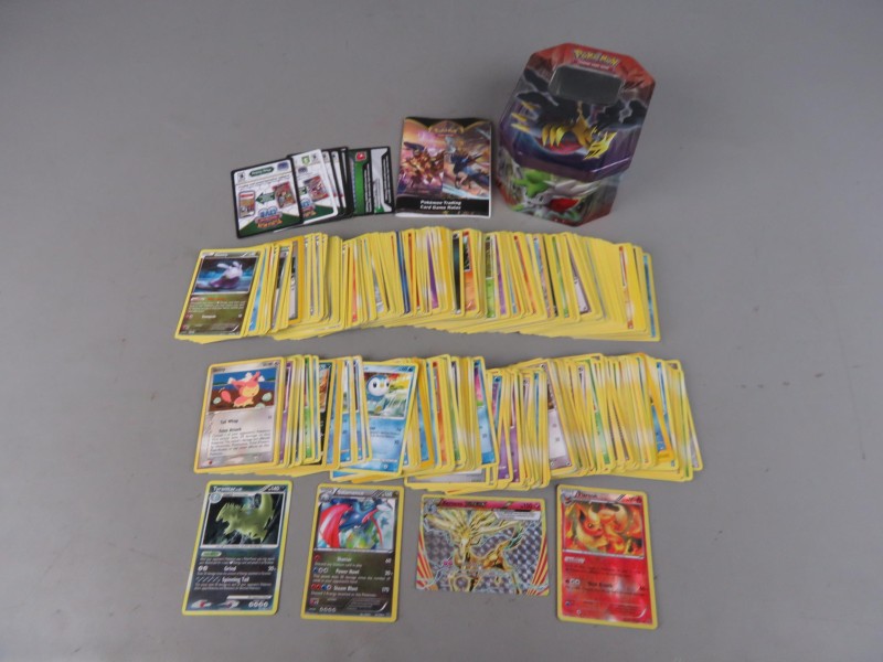 Collectie 350 Pokémon kaarten