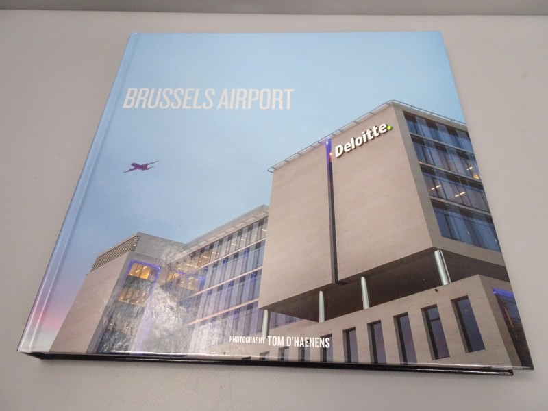 📸 Brussels Airport – Fotoboek door Tom D'Haenens | Exclusieve blik achter de schermen