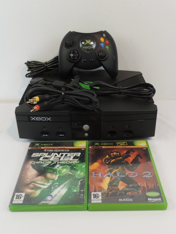 Xbox console vergezeld van 2 spelletjes