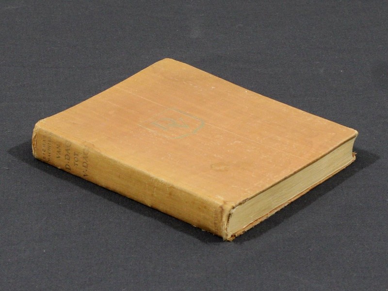Boek 'Van D-dag tot V-dag' - Richard Macmillan (1947)