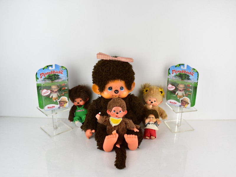 Verzameling Monchhichi poppen en vintage figuren, Sekiguchi en modernere reeksen ca. 1980–2020