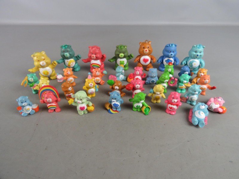 Collectie 34 care bear figuren
