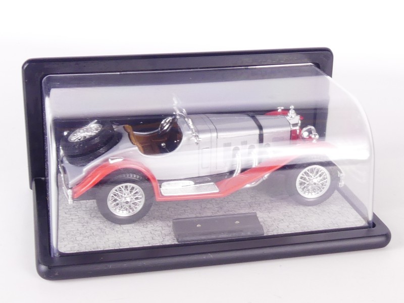 Modelauto - Mercedes-Benz SSK 1928 Door Bburago (In De Schaal 1:18)