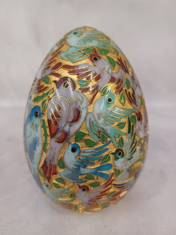 Handgemaakt cloisonné decoratief vogel ei met gouden accenten