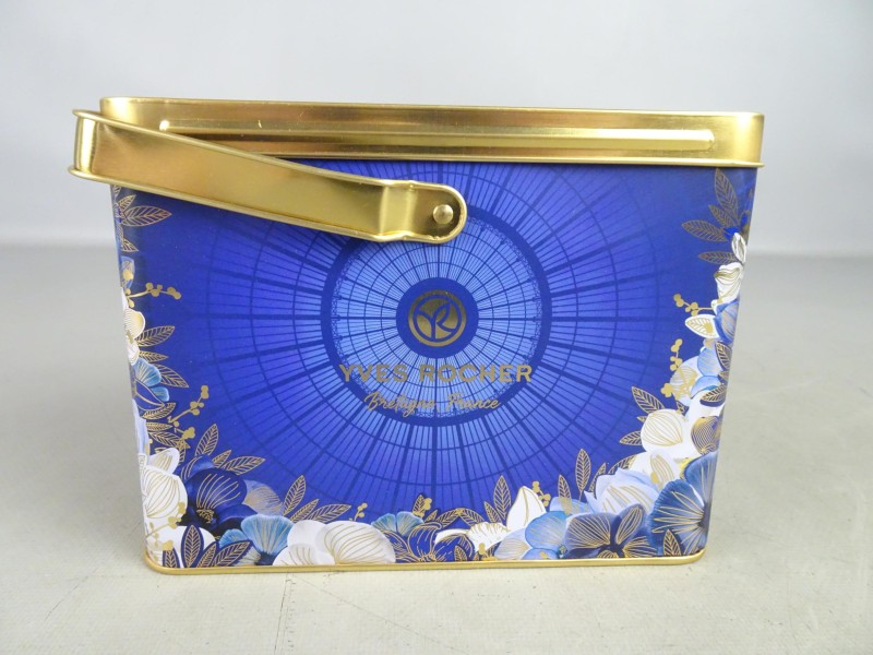 Yves Rocher Bretagne France blikken doosje