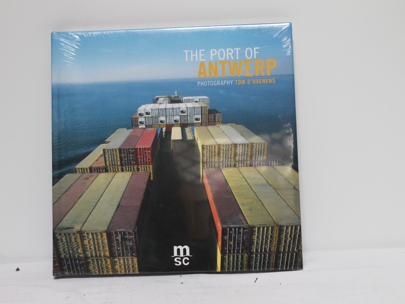 Boek "The port of Antwerp" (Art. 2632)