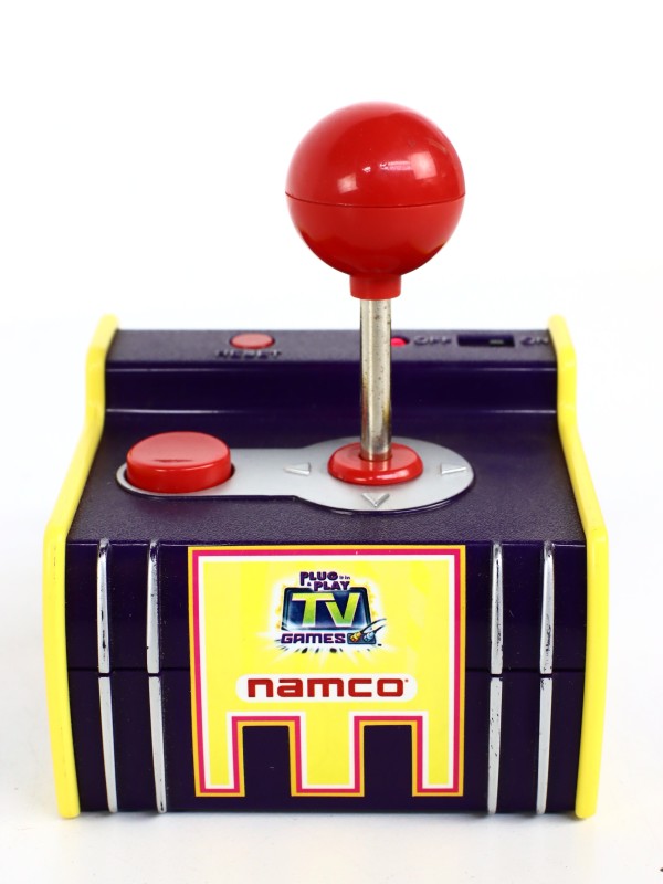 Retro Namco “Plug ’n Play” TV Games-joystick
