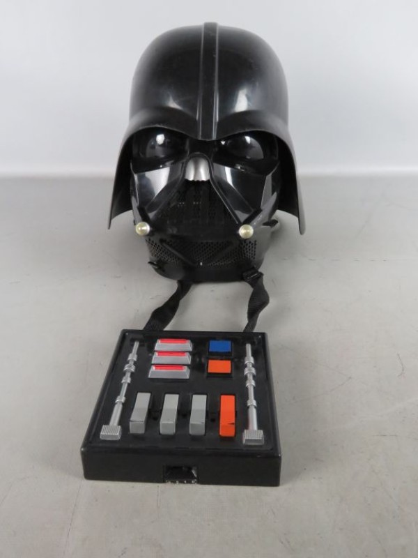 Hasbro Star Wars E5 RP Darth Vader Voice Changer Helm