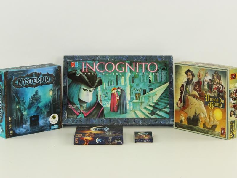 Lot bordspellen – Mysterium, Incognito, Vasco da Gama & Blue Moon met uitbreiding