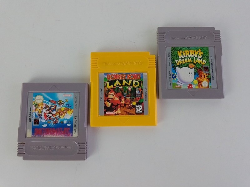 3 Game Boy spelcartridges