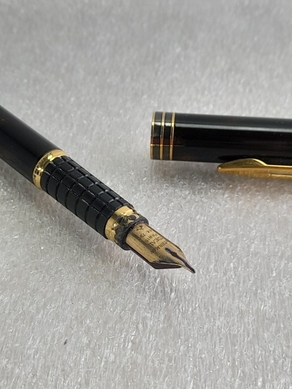 Vintage vulpen met gouden penpunt - IDEAL Waterman