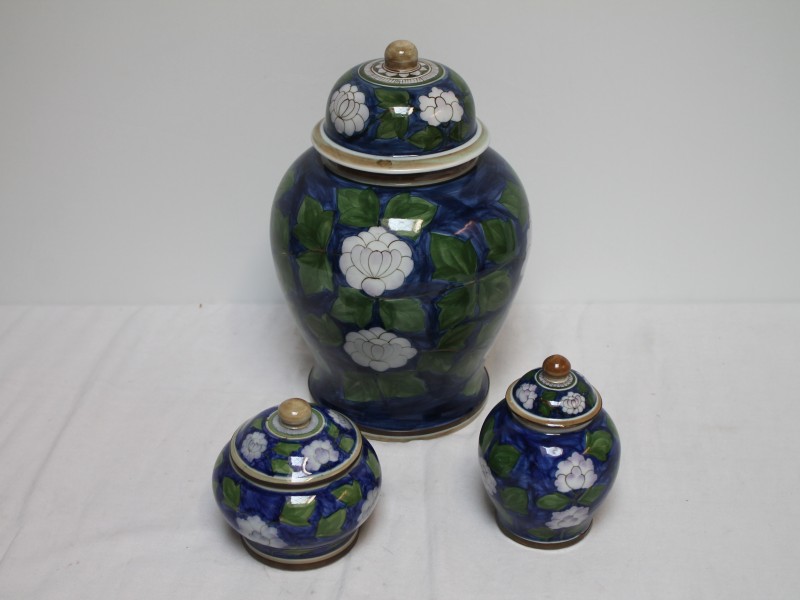 Set van 3 sierpotten met deksel (Art. 2942)