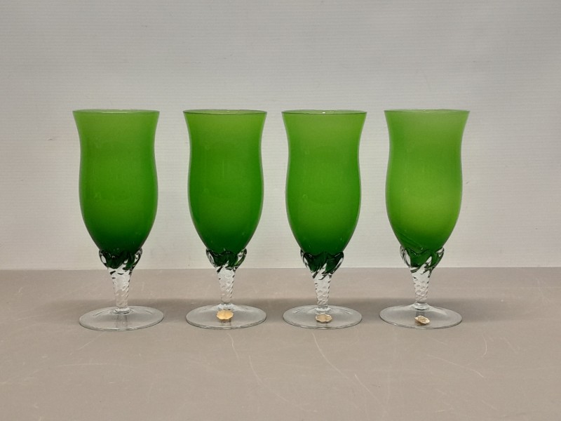 Stijlvolle groene Italiaanse drinkglazen