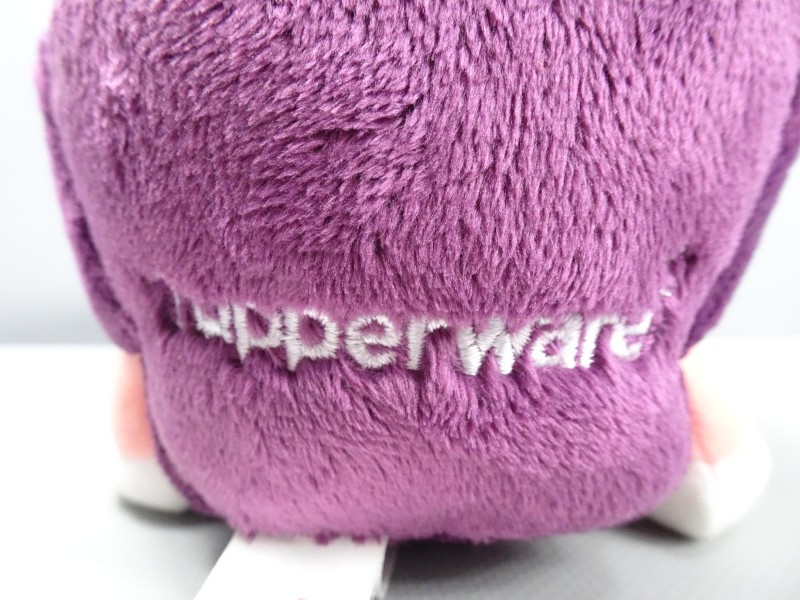Paarse Tupperware knuffel