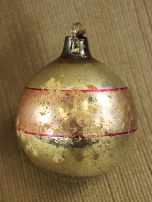 Ajeko lot van 8 kerstballen