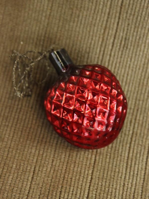 Ajeko lot van 8 kerstballen