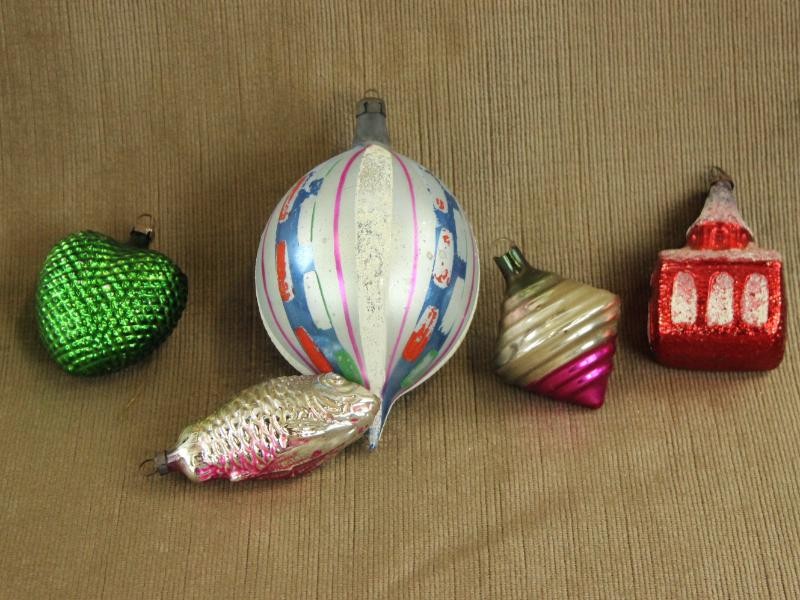 Ajeko lot van 5 kerstballen (5)