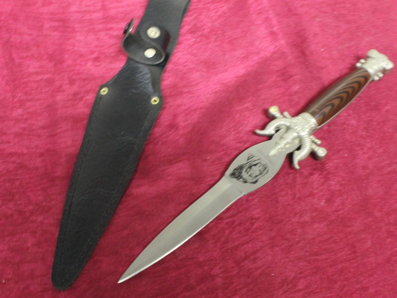 Decoratieve dolk (Art. 2944)