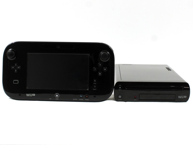 Nintendo WiiU Console [+ Game]