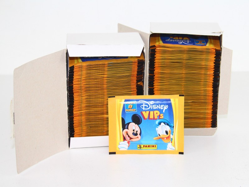 2 Dozen Ongeopende Panini Stickers - Disney Vips