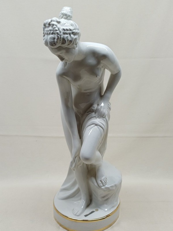 Porseleinen Beeld Badende Venus