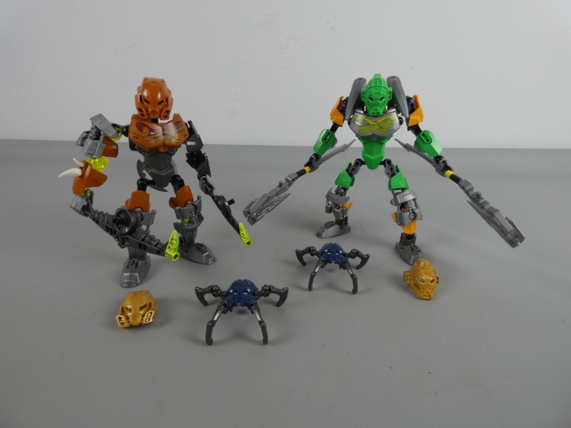 Lego Bionicle Toa Pohatu en Lewa