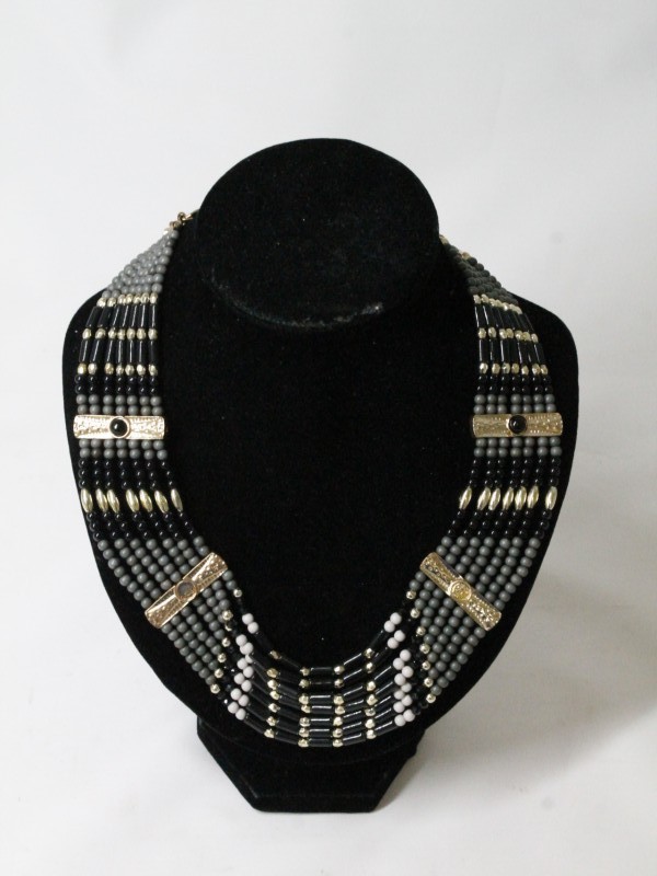 Halsketting met kralen (Art. 3412)