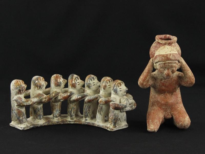 Decoratieve beelden in precolumbiaanse (Peruaanse) stijl