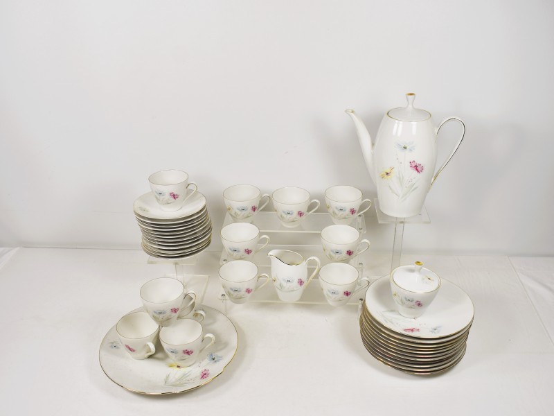 Groot porseleinen koffie- en servies Zeh & Co Tirschenreuth Bavaria.