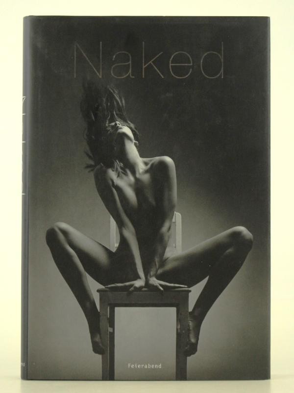 Naked - Lidia Carbonelle