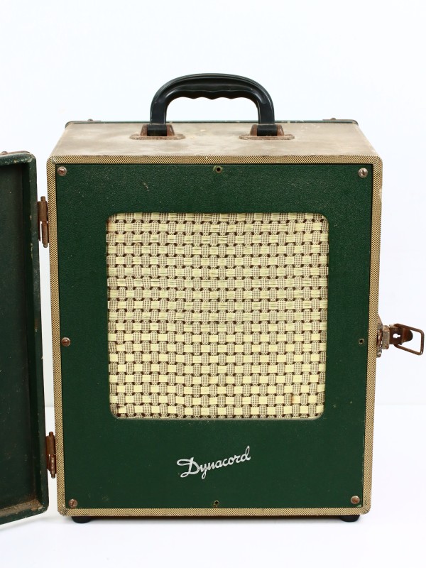 Oude Dynacord KV 10 buizenversterker