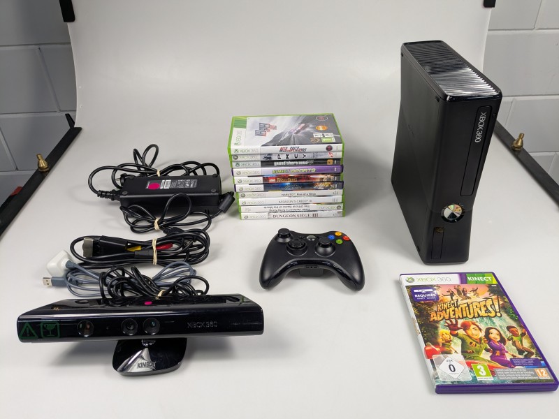 Microsoft Xbox 360 Slim console (4GB) + Kinect sensor in box.