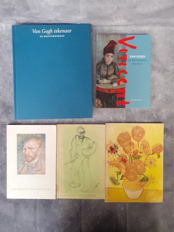Boek: Verzameling kunstboeken over Van Gogh