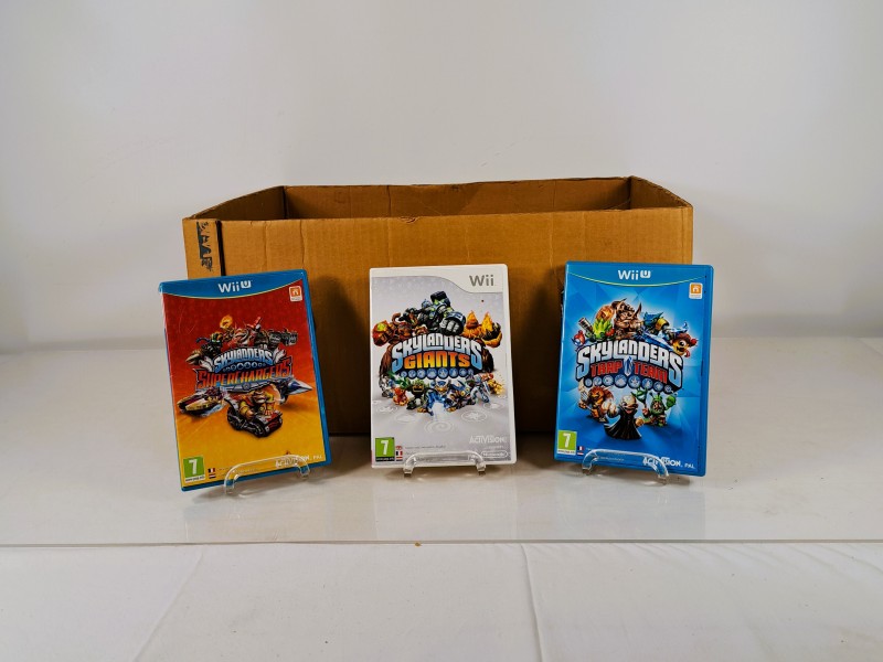 Skylanders spelbundel met figuren en 3 games (Wii / Wii U).