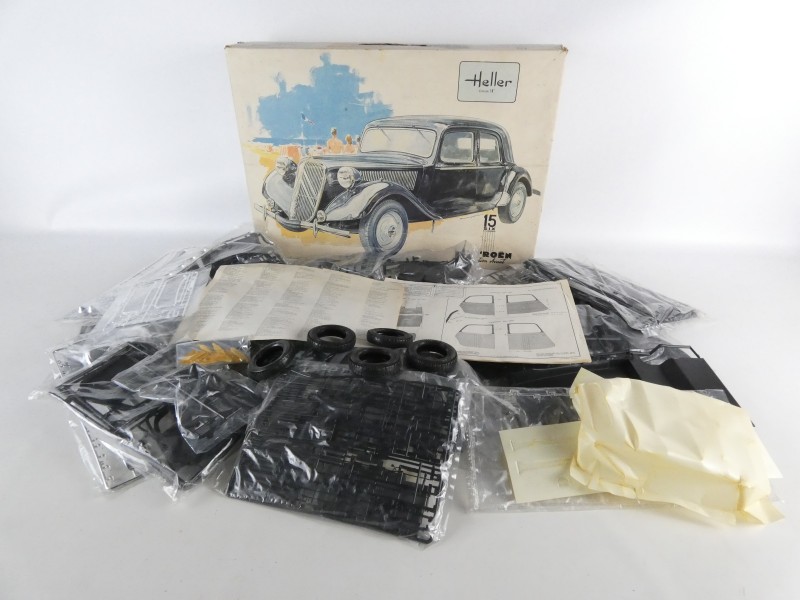 Heller Citroën Traction Avant 15 SIX – Modelbouwset op schaal 1/8 (OVP)