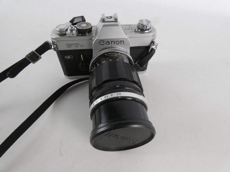 Canon FTb QL + Canon FL 135mm f/2.5 objectief – Vintage camera