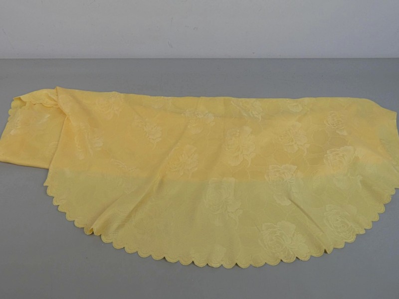 Lichtgeel damast tafelkleed