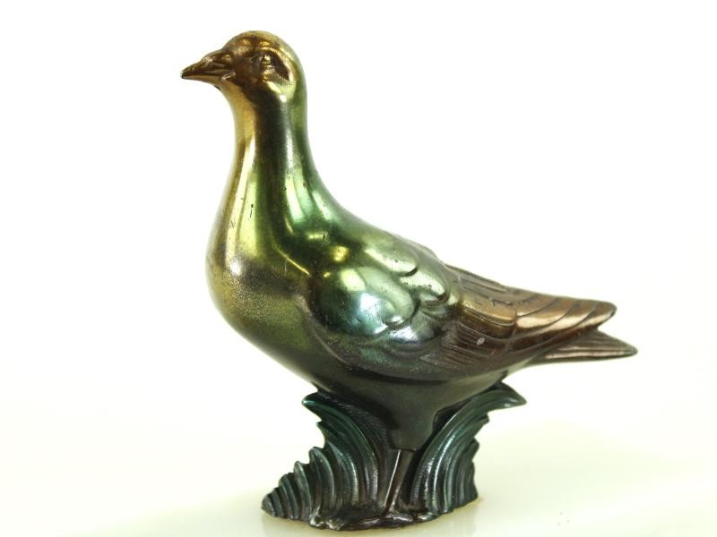 Decoratief beeld van een duif