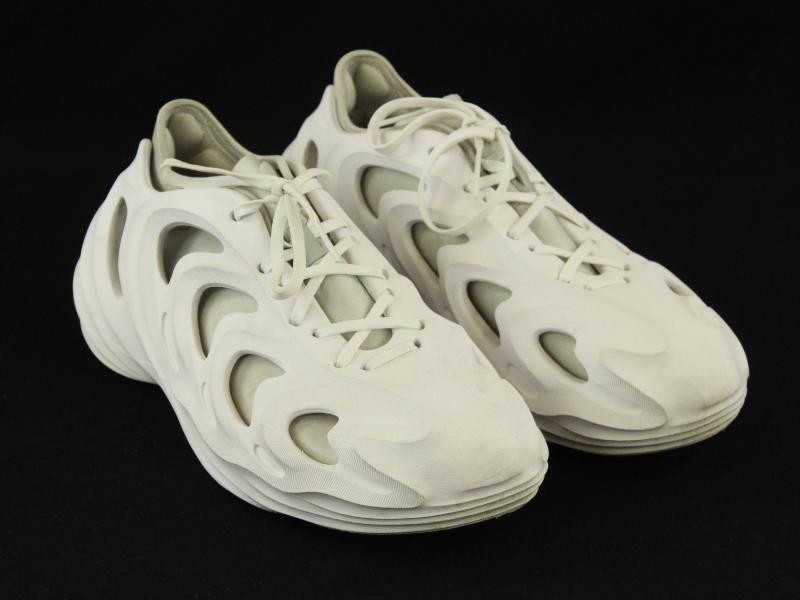 Witte Adidas Originals Adiplus sneakers futuristisch design in maat 44 Unisex