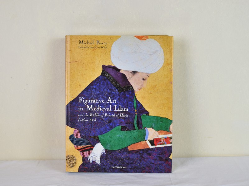"Figurative Art in Medieval Islam" – Michael Barry (boek).