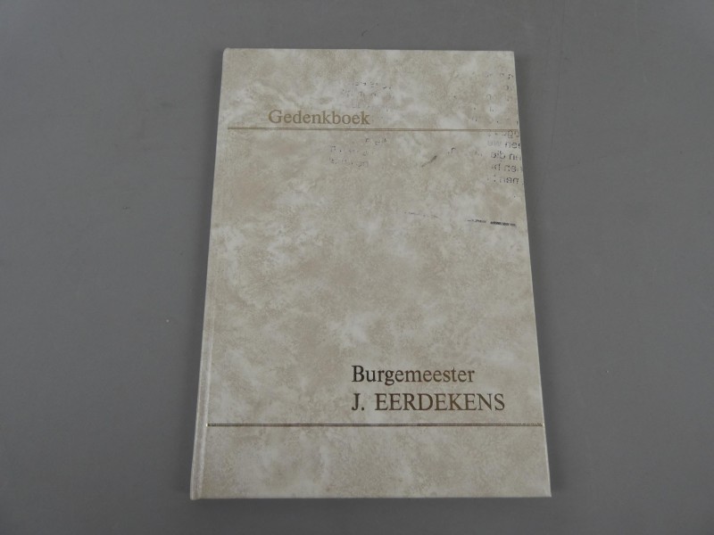 Boek - Gedenkboek Burgemeester J. Eerdekens (Heverlee)