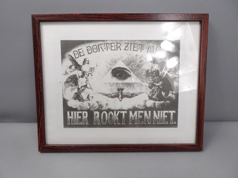 Print "De dokter ziet mij, hier rookt men niet"