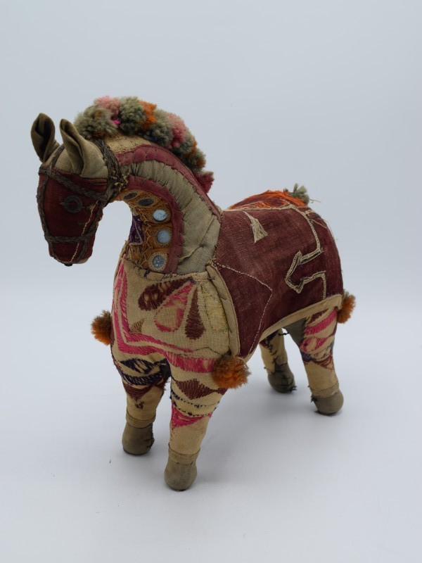Vintage Rajasthani stoffen paard