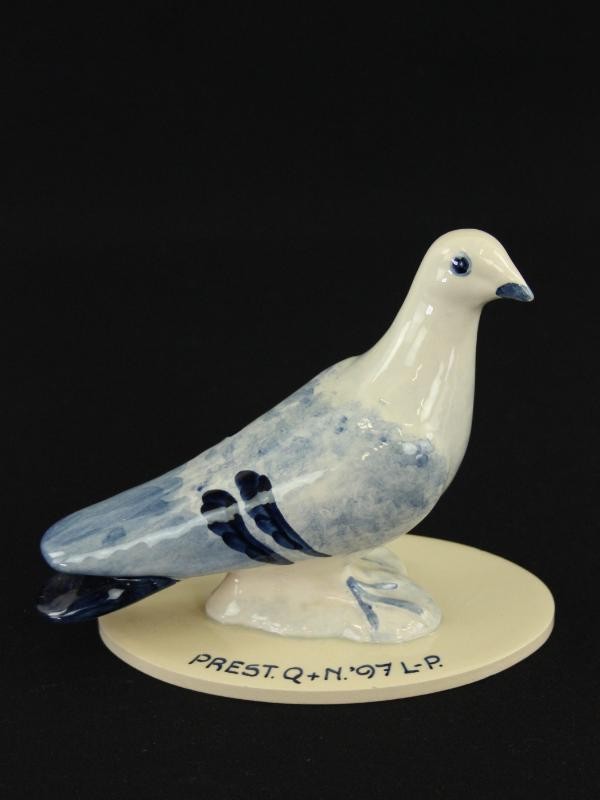 Keramieken postduif in Delftsblauwe stijl – Made in Holland