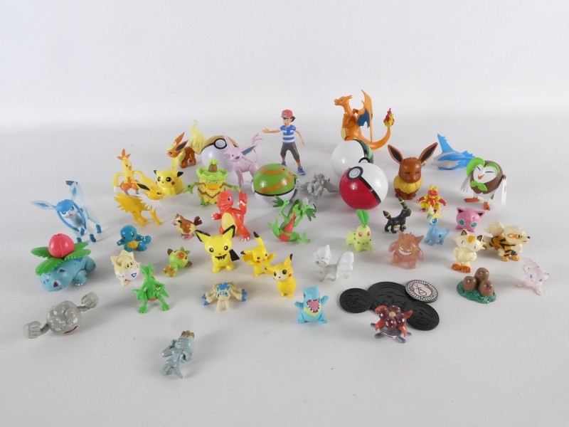 Lot Pokémon‑figuurtjes